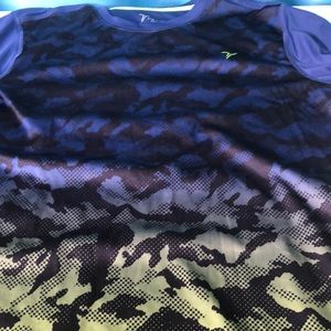 Old Navy Athletic Shirt Boys 14-16